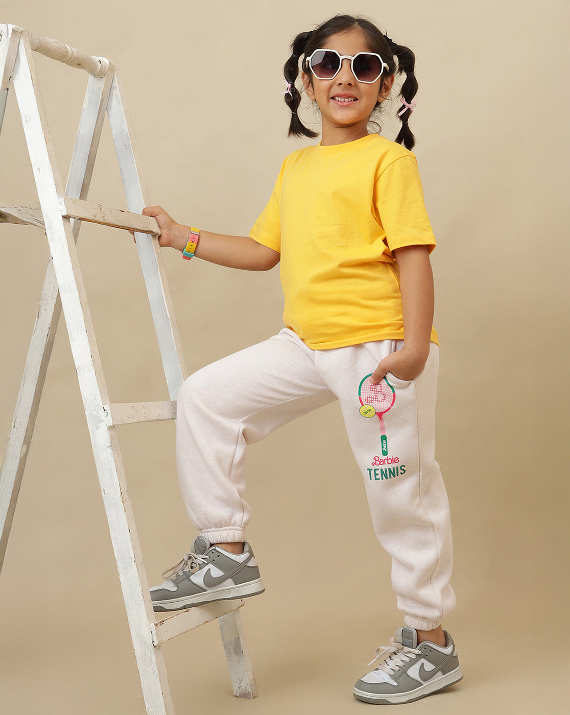 Barbie Printed Regular Fit Jogger For Girls