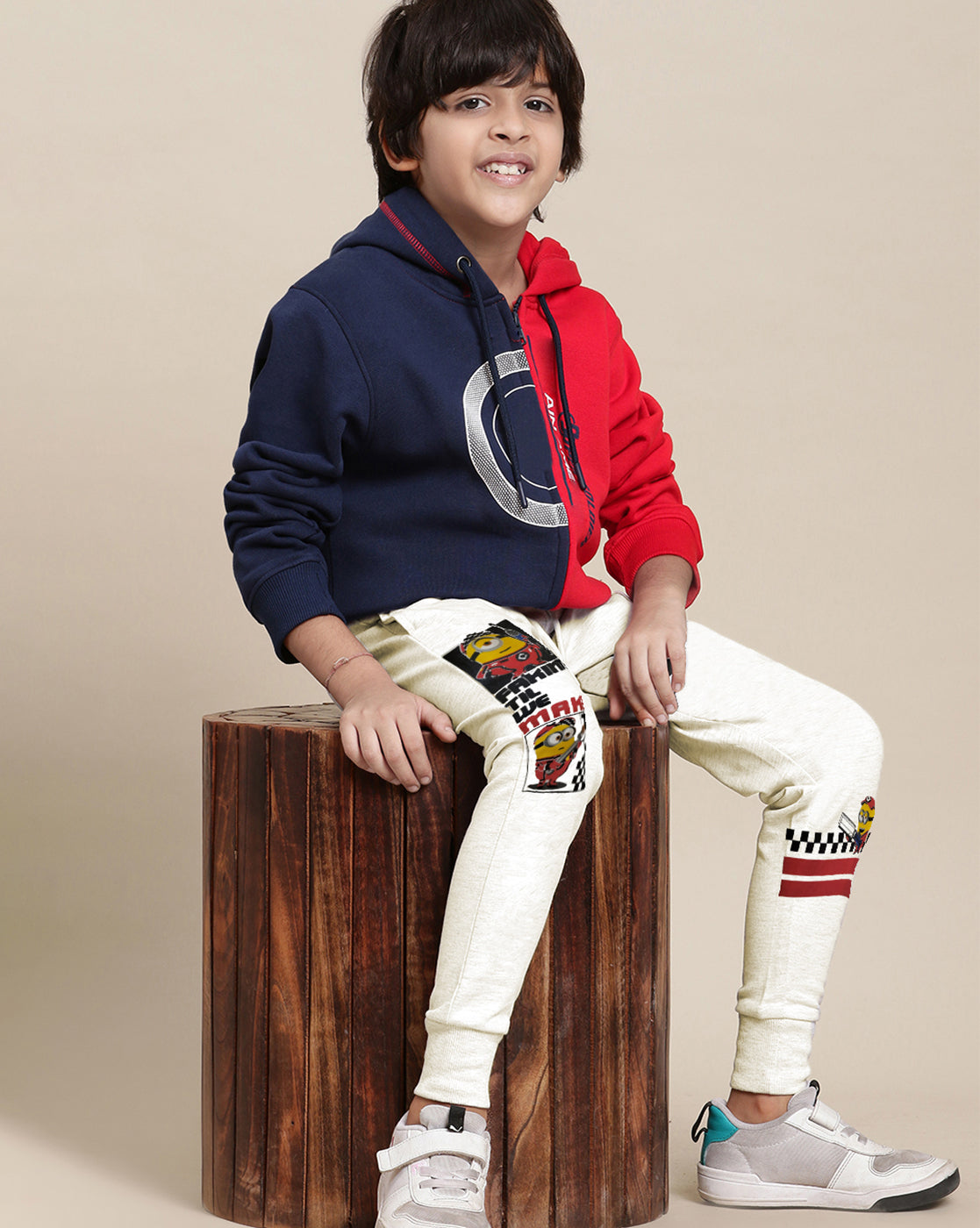 Minions Printed Regular Fit Jogger For Boys