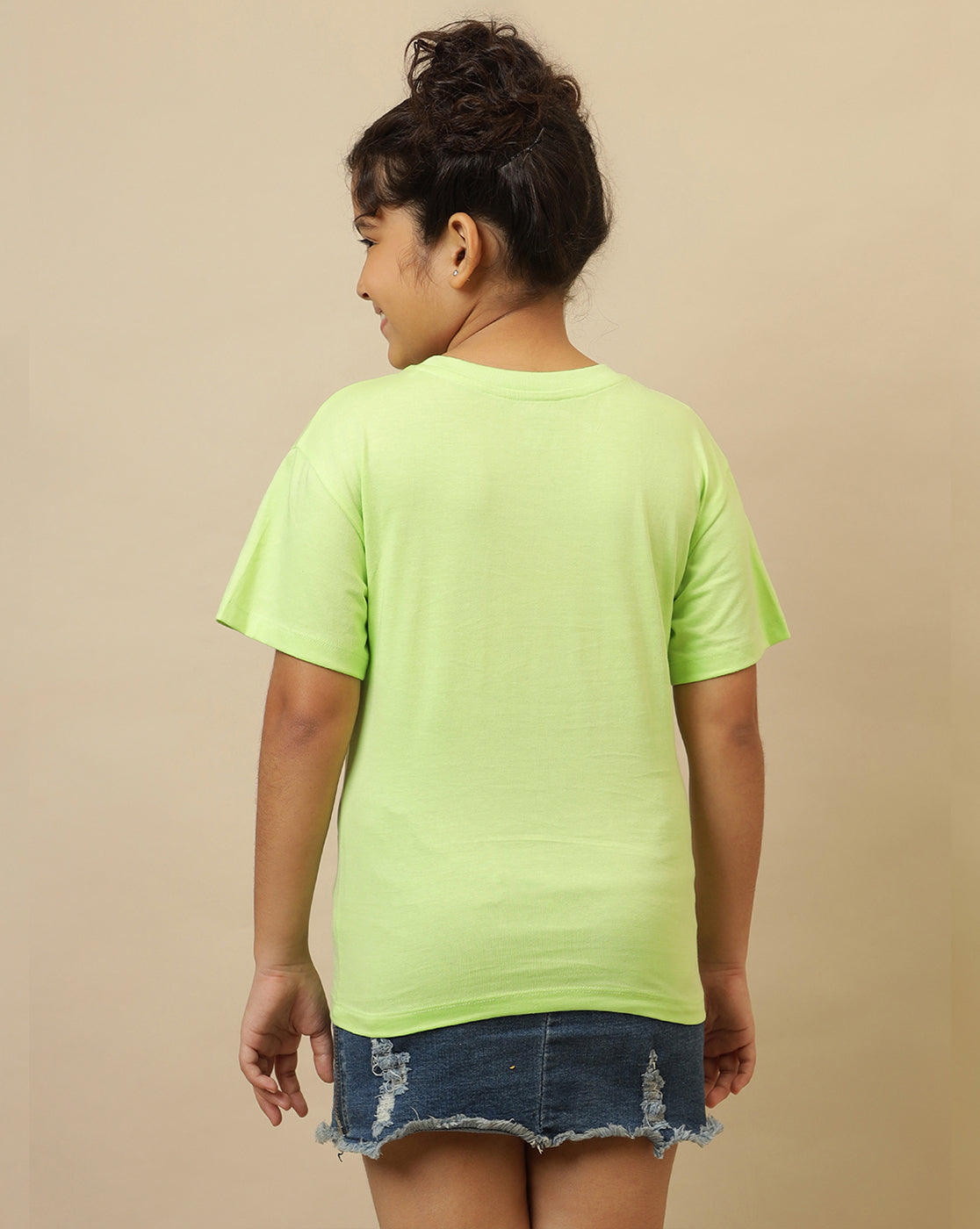 Peanuts Printed Oversized Fit Tshirt For Girls