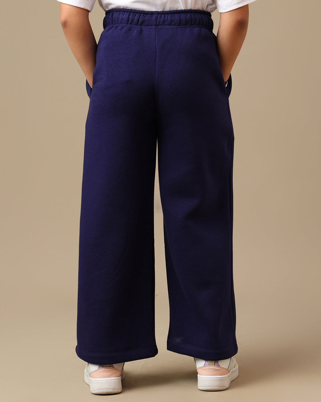 Frozen Printed Relaxed Fit Jogger For Girls