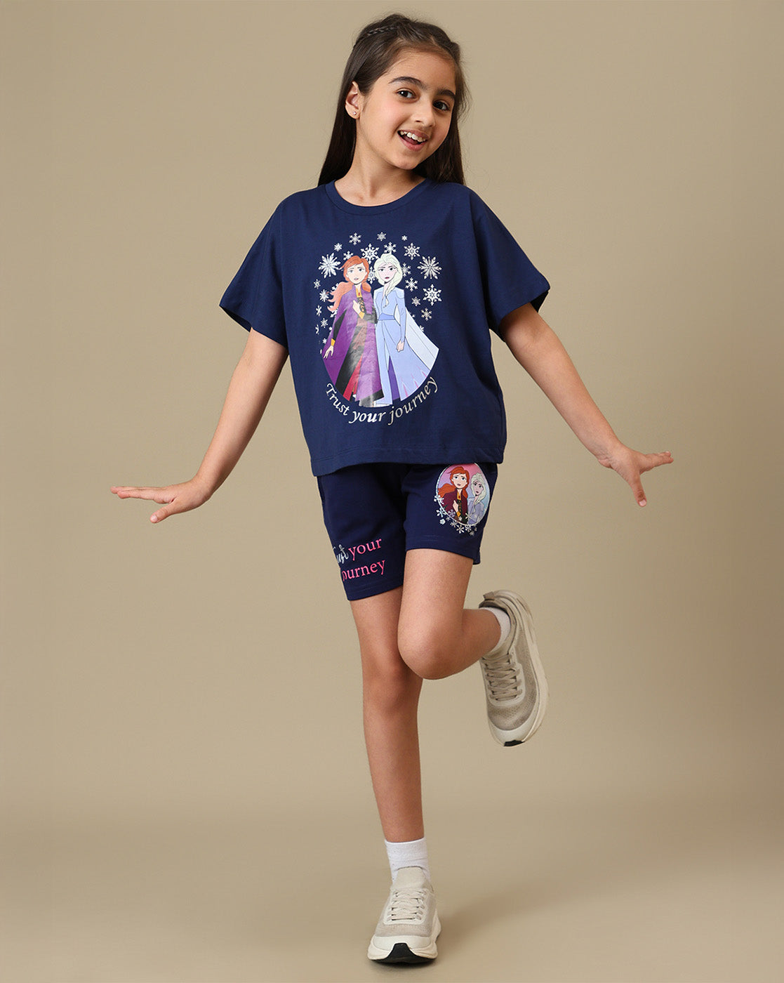 Frozen Printed Regular Fit Tshirt & Shorts  For Girls