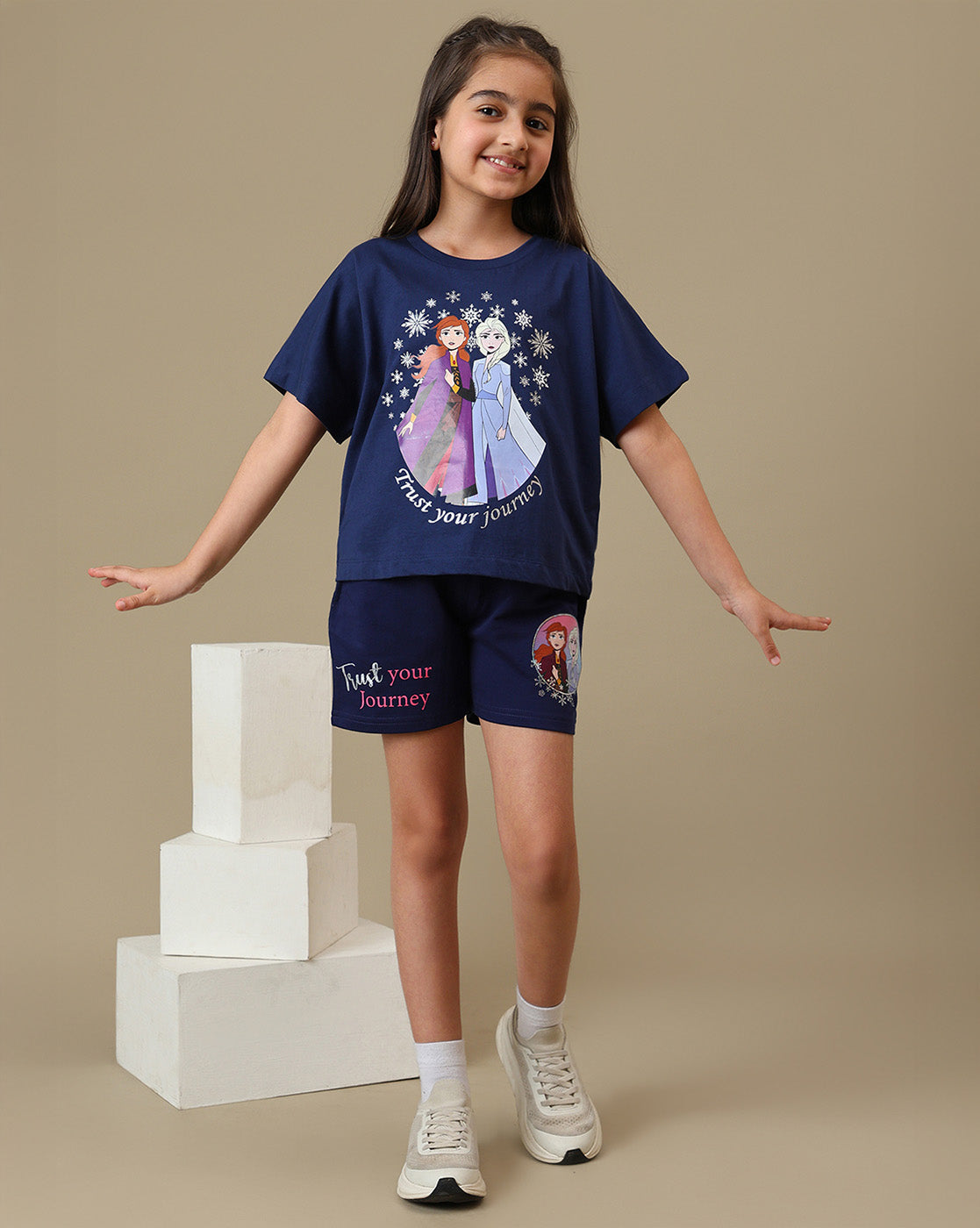 Frozen Printed Regular Fit Tshirt & Shorts  For Girls