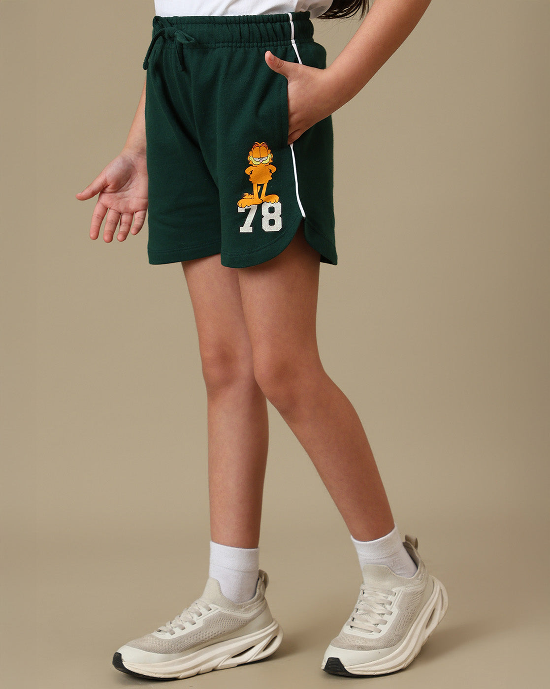 Garfield Printed Regular Fit Shorts For Girls