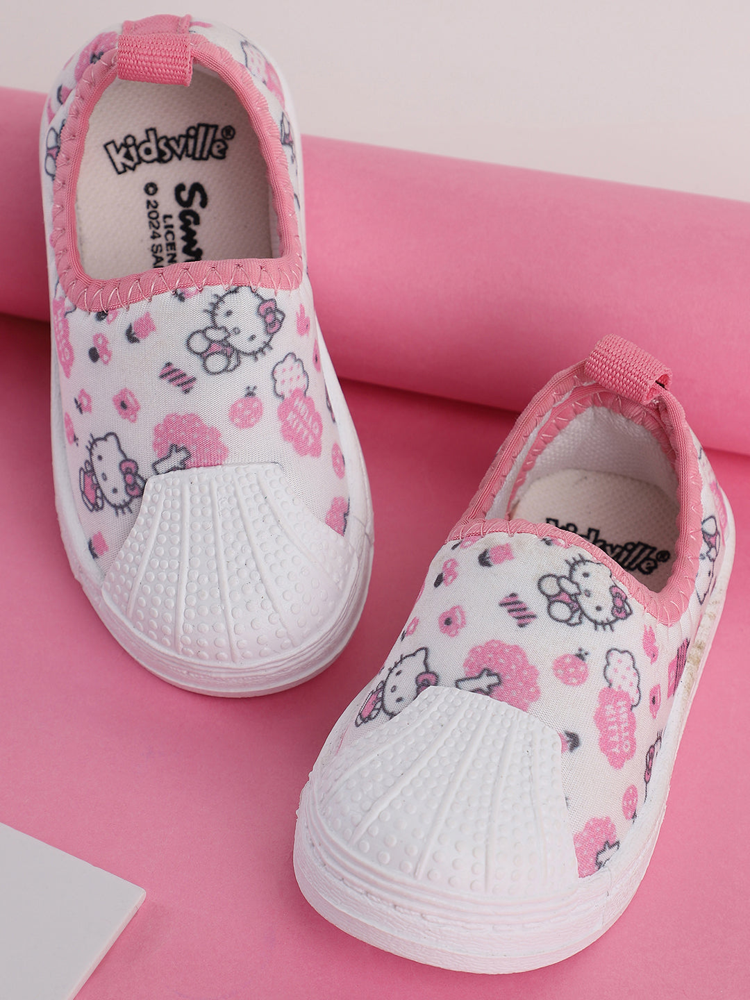 Kids Girls Hello Kitty Printed Pink Shoes