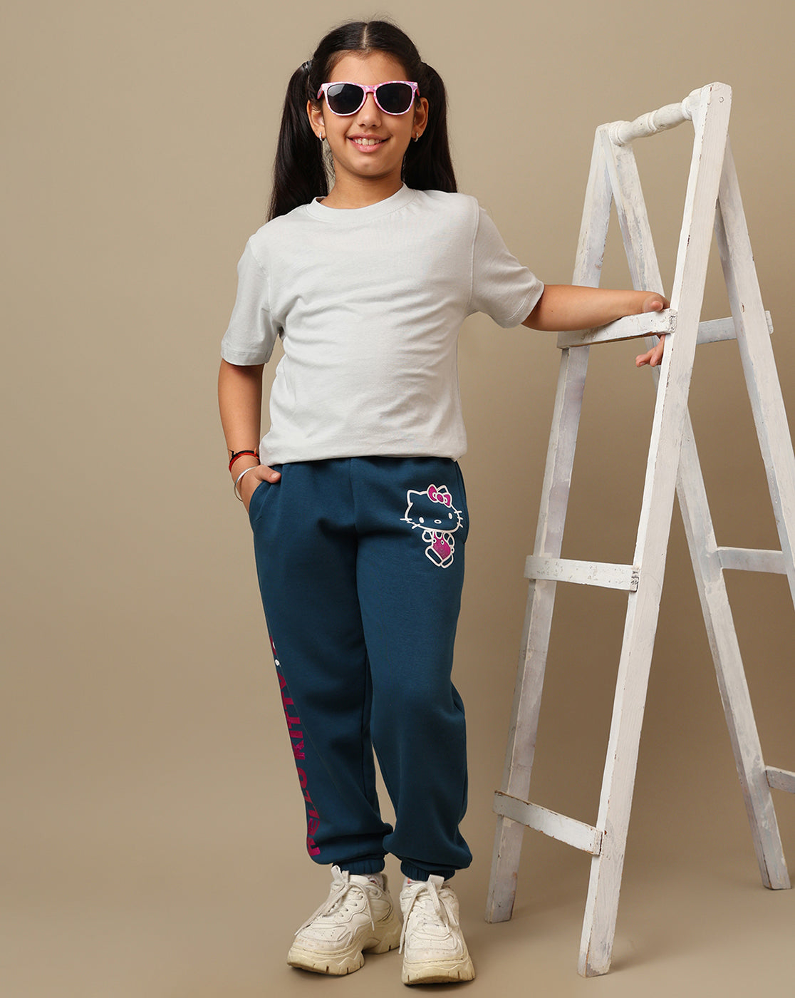 Hello Kitty Printed Regular Fit Jogger For Girls
