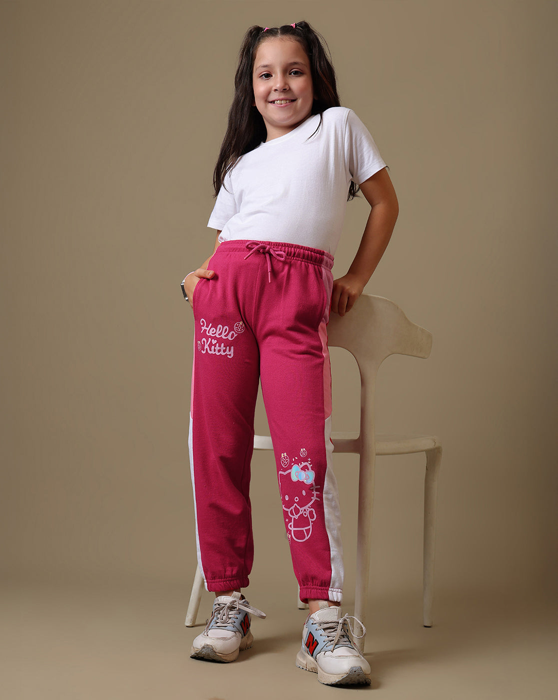 Hello Kitty Printed Regular Fit Jogger For Girls