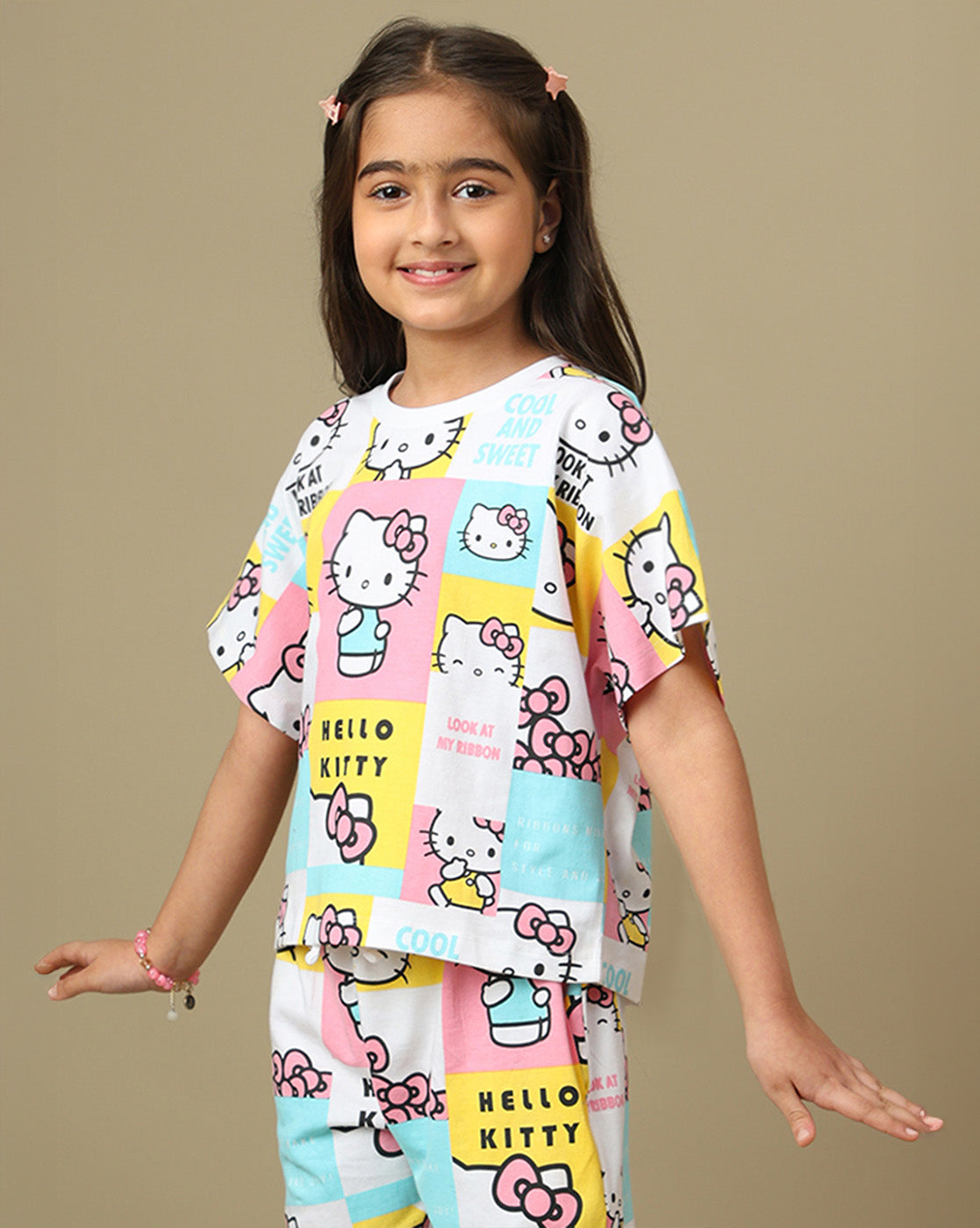 Hello Kitty Printed Relaxed Fit Tshirt For Girls