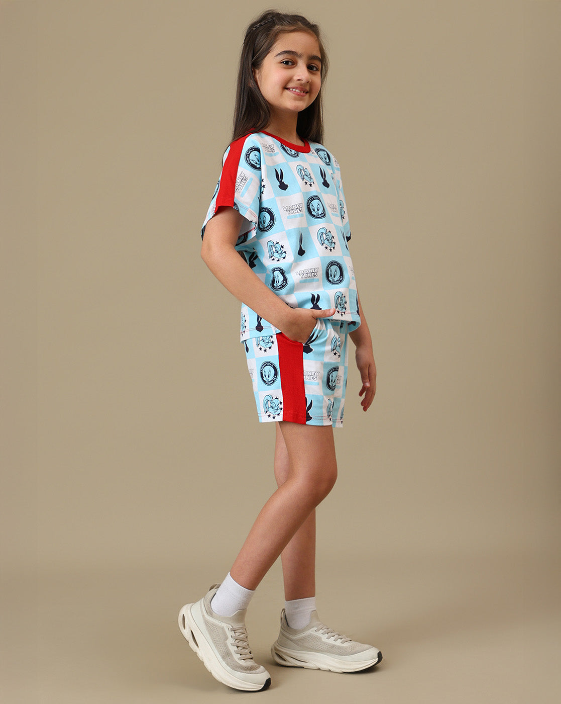 Looney Tunes Printed Regular Fit Tshirt & Shorts  For Girls