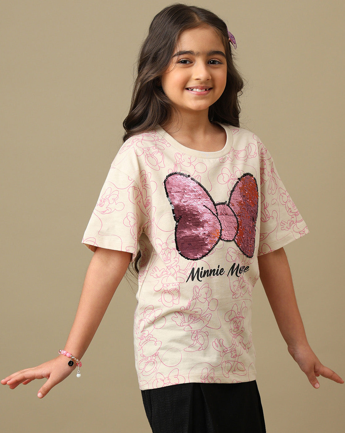 Minnie Mouse Printed Relaxed Fit Reversible SequinTshirt For Girls