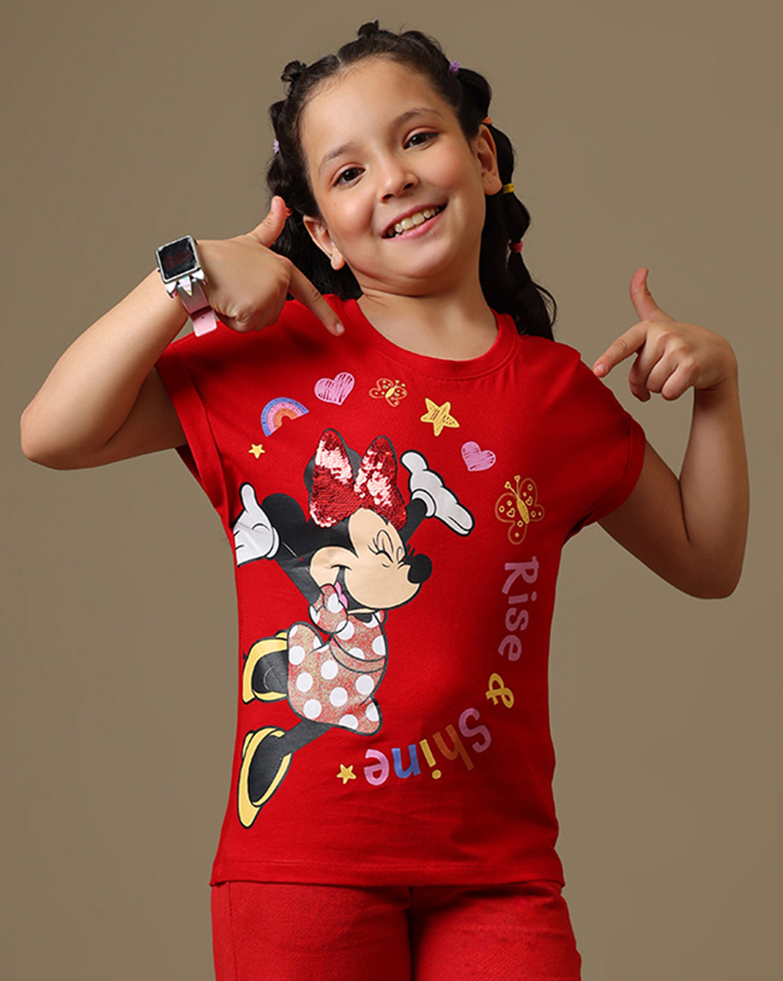 Minnie Mouse Printed Relaxed Fit Reversible Sequin Tshirt For Girls