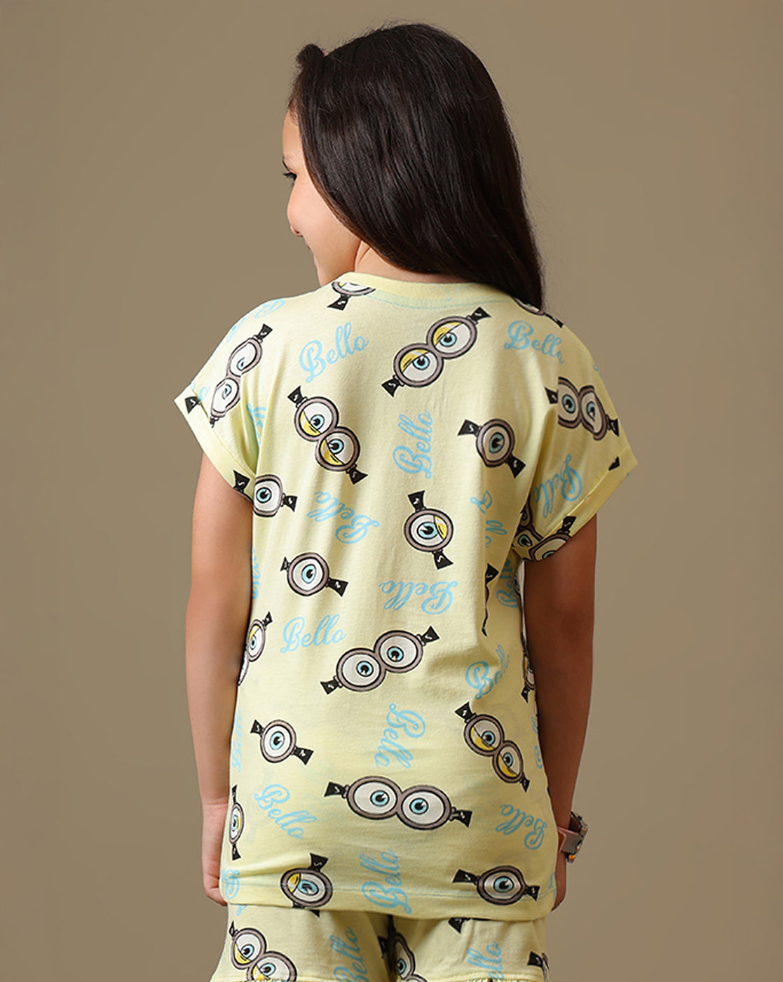 Minions Printed Relaxed Fit Tshirt For Girls