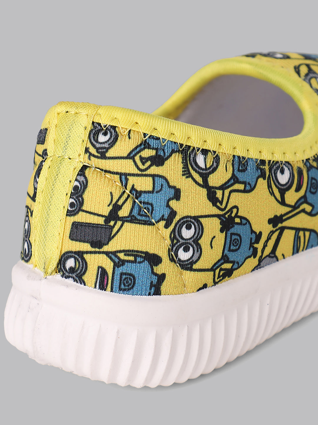 Kids Girls Minions Printed Yellow Shoes