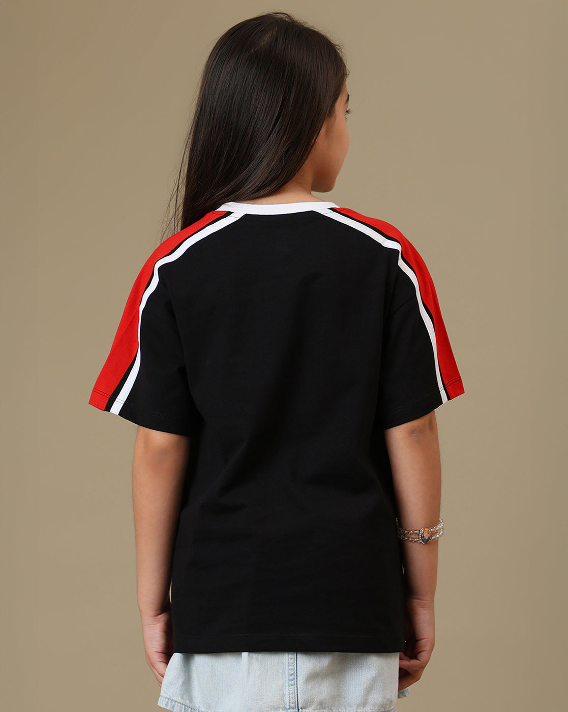 Naruto Akatsuki & Uchiha Embroidered Relaxed Fit Tshirt For Girls