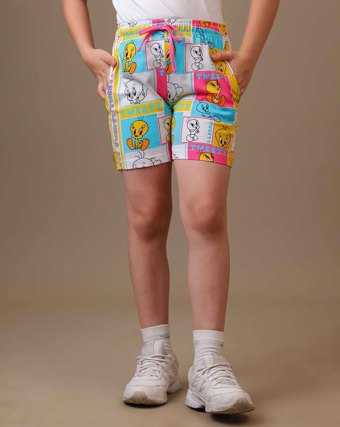Looney Tunes Relaxed Fit Shorts  Girls